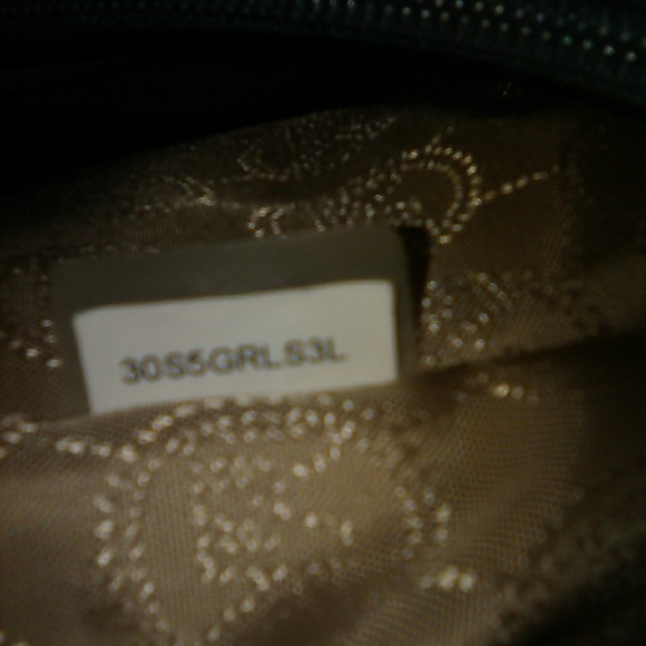 Michael Kors Large Riley Purse - Picture 6 of 8